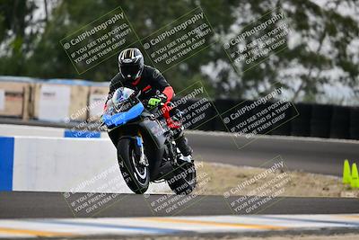 media/Apr-18-2025-TrackDaz (Fri) [[45f5874c44]]/B Group/Session 4 (Turn 6 - Outside)/
